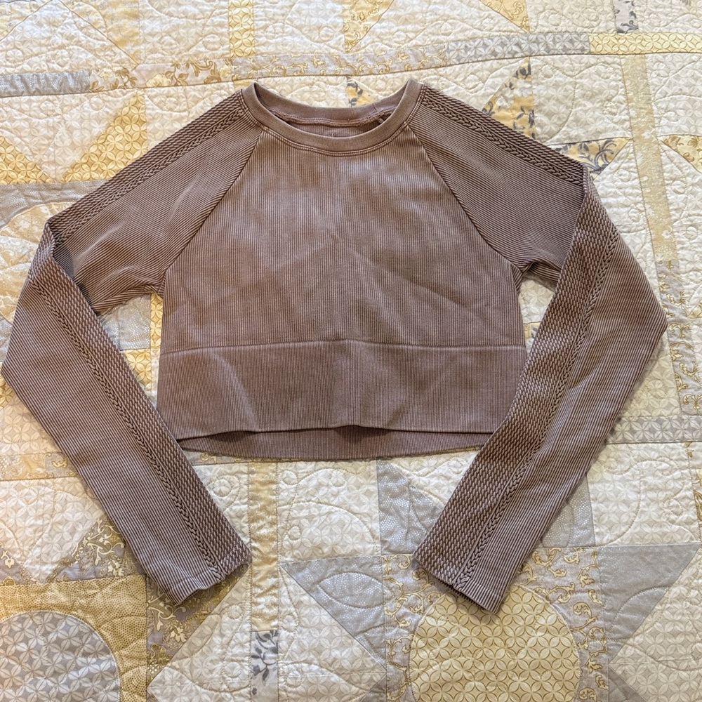 Aerie Offline Women's Brown Long Sleeve Cropped Shirt